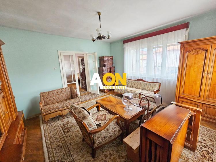 Casa 4 camere, 618 mp teren, zona Centru
