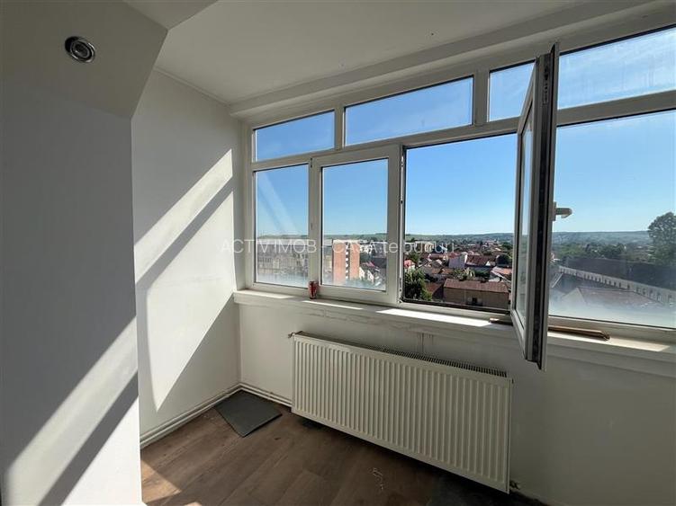 Lugoj, Apartament 3 Cam., 84 Mp., Semidecomandat, et.6, Central Blocul Postei - 29