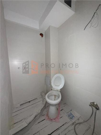 Apartament 2 camere cf 2 decomandat zona Spiru Haret