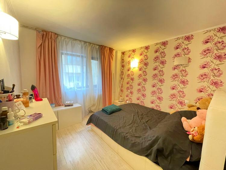 Apartament 3 camere-Sf Lazar-Palas Mall-etaj 1