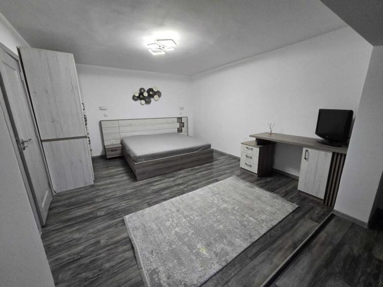 Garsoniera Mall Vitan renovata recent 40mp AC
