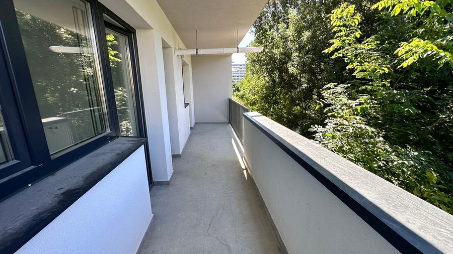 Apartament 3 camere intabulat de vanzare pe Doamna Stanca cu vedere spre parc