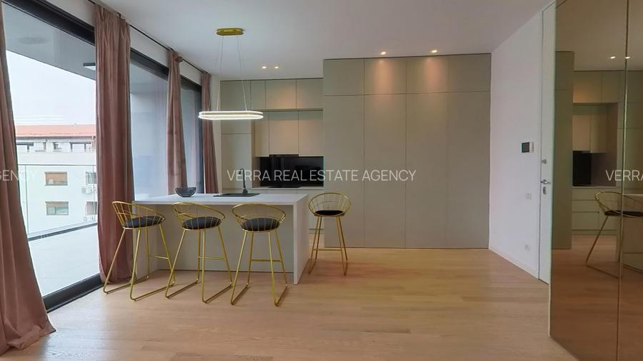 Inchiriere Penthouse superb 4 camere Herastrau NOU! - 3