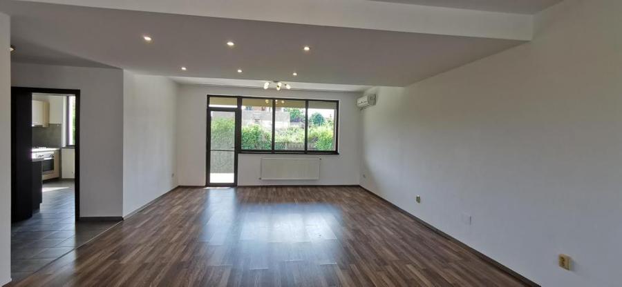 Vila Pipera P E M supr 260mp