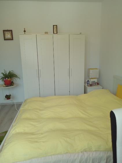 Se vede din camera Padurea Rosu la 200m,aici si STB,etj 2 din3,lift,mobilat 37mp
