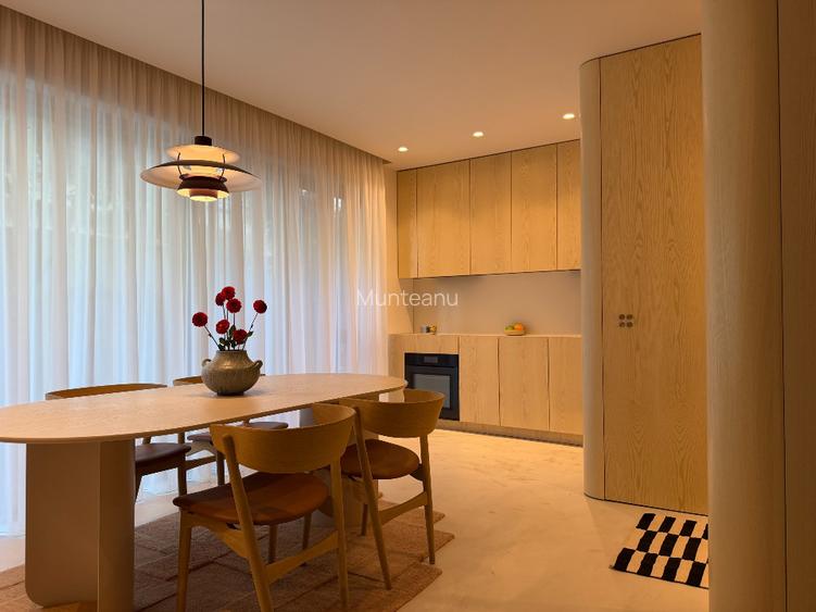 Apartament 3 camere pe două niveluri | Dragoș Vodă 17 /Direct proprietar