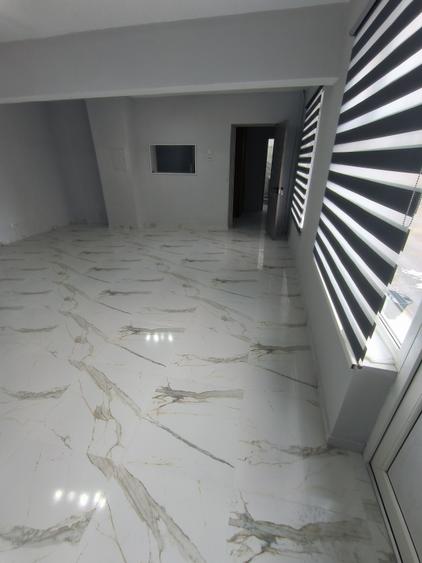 Spatiu comercial