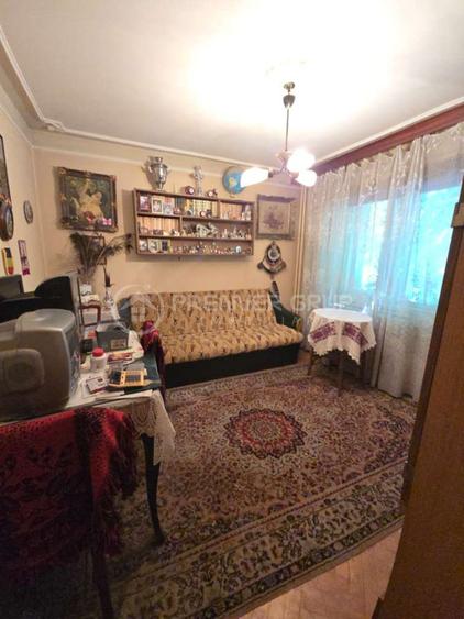 Etaj 1! Apartament 2 camere, Podu Ros, 50mp, CT