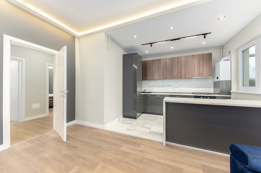 APARTAMENT 3 CAMERE! PRET 156.000 euro tva inclus