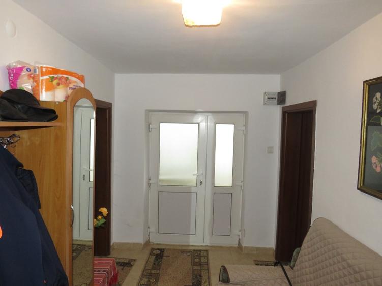 Casa 4 camere zona Pandurasu Targu Jiu Gorj