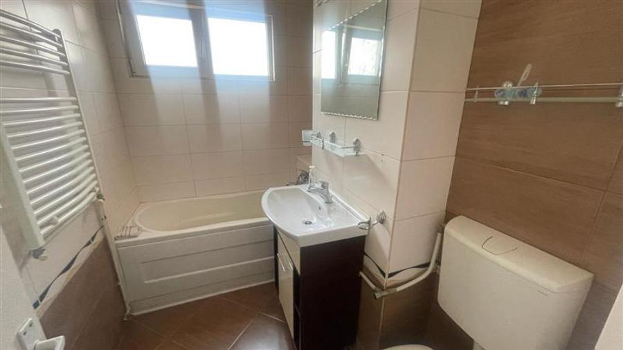 Apartament 2 camere de inchiriat Podu Ros,