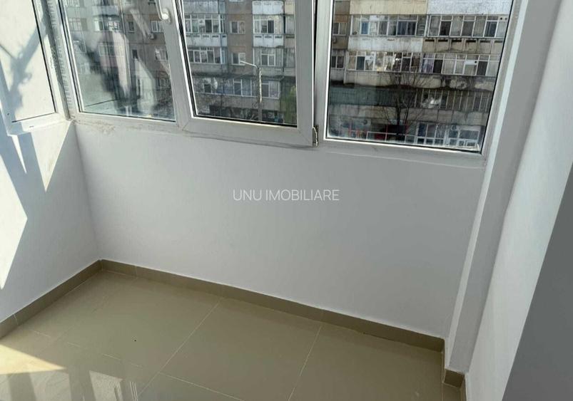 Etaj 4/10 - 2 camere decomandat - renovat - liber - Dacia - 1980 - 6