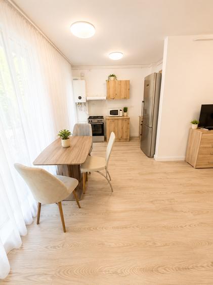 2 Camere Tomis Park Zona Euromaterna Loc Parcare