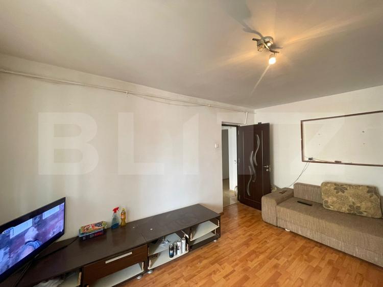Apartament 2 camere decomandat,50mp, zona Intim