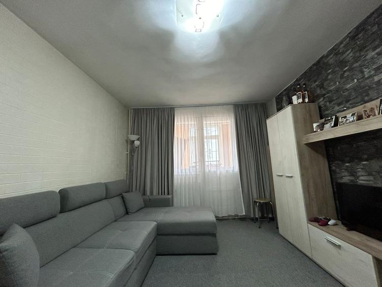 Pantelimon 2 Camere 38 Mp Bloc 1976 Reabilitat