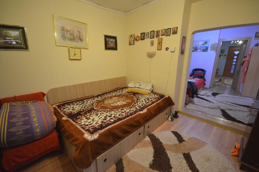 Casă 4 camere - curte 600 metri - Colentina - Andronache
