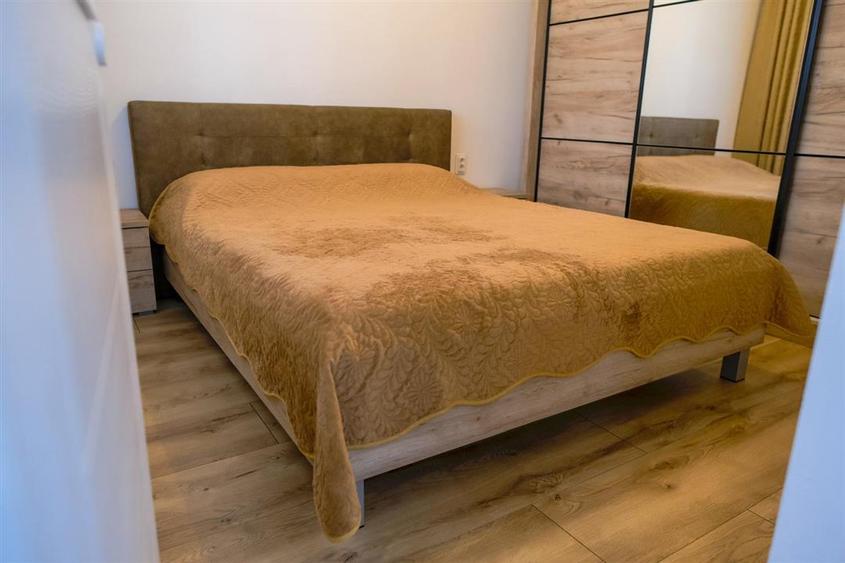 Apartament 2 camere renovat complet zona Rogerius