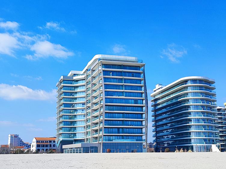 Apartamente de lux cu 2 camere, pe plaja in Mamaia Nord, in rate sau cu discount