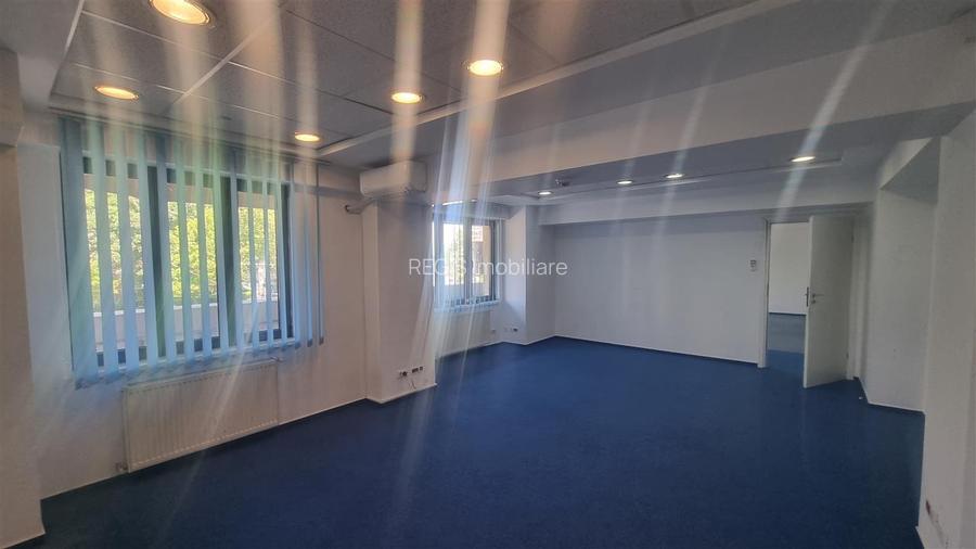 Spatiu comercial versatil in Centrul Civic - 4