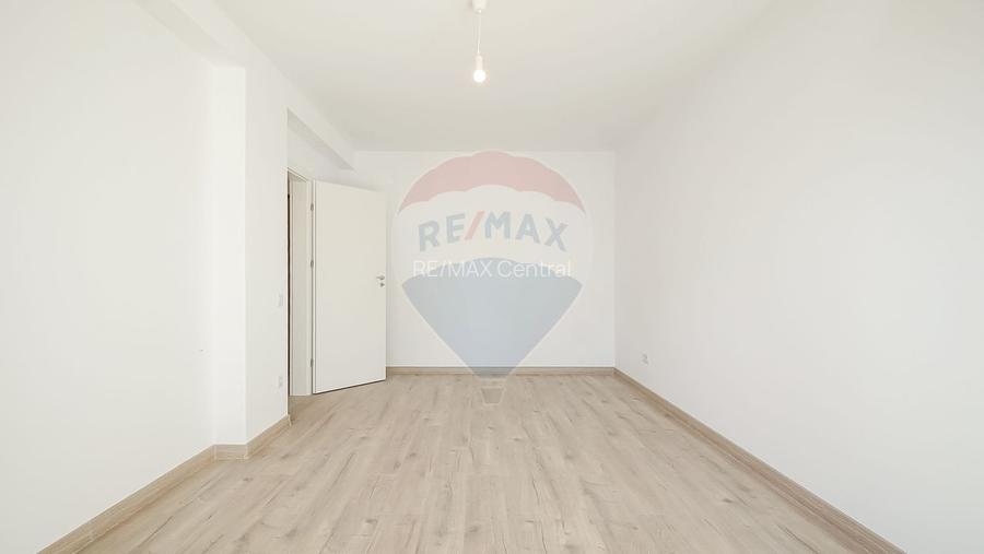 NOU! Apartament 2 camere cu boxa și parcare subterană - 13