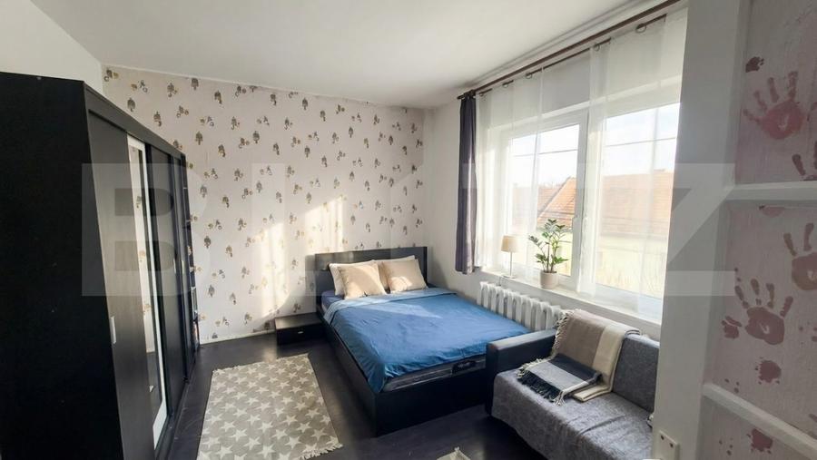 Casa 4 dormitoare, 220 mp, teren 500 mp, zona Titulescu