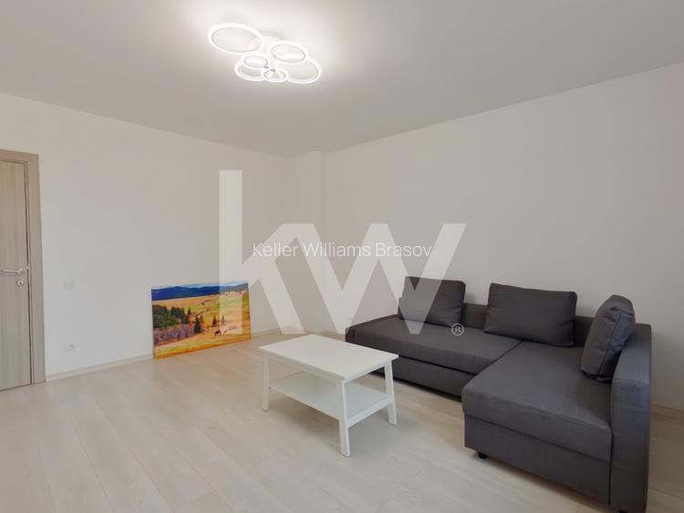 Închiriere apartament cu 2 camere, renovat si spatios- Strada Lungă - 9