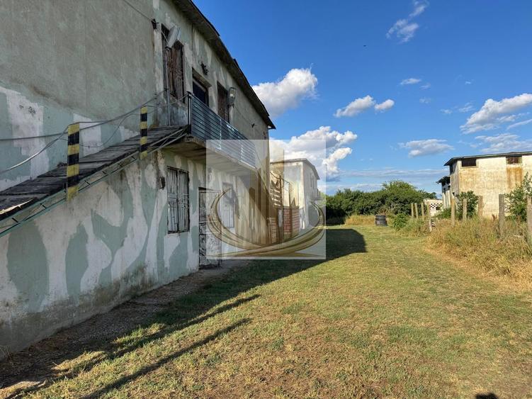 Platformă industrială cu acces E671 | 39.726 mp teren