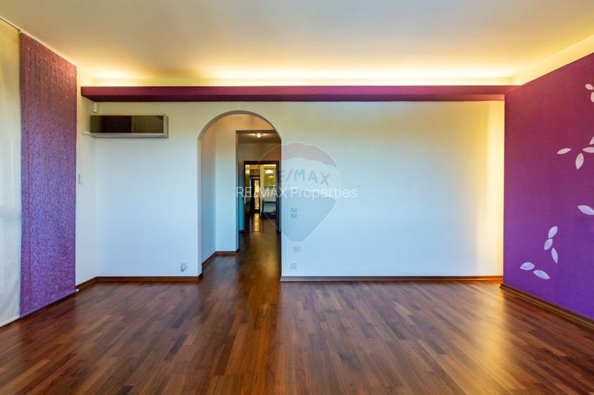 Vila premium de vanzare Balotesti/ piscina/ ponton/ deschidere la lac - 48