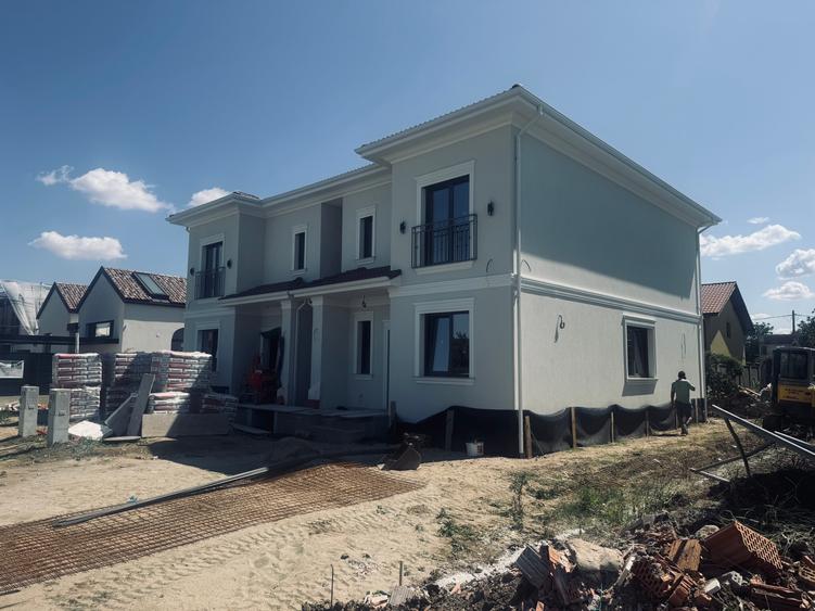 Vand duplex Dumbravita pozitie foarte buna!