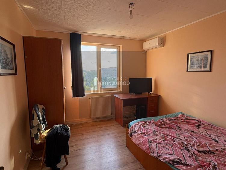 Apartament 3 camere decomandat -10 minute de metrou Aparatorii Patriei - 2