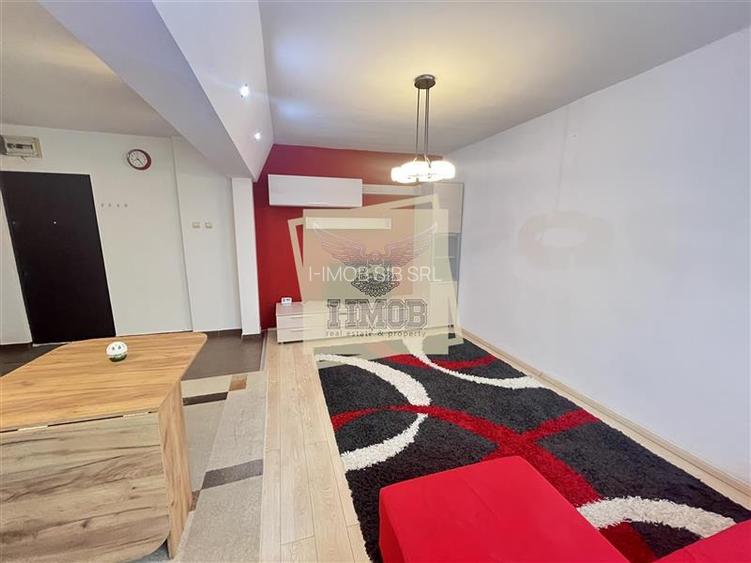 Apartament 3 camere 2 bai balcon si pivnita zona Terezian