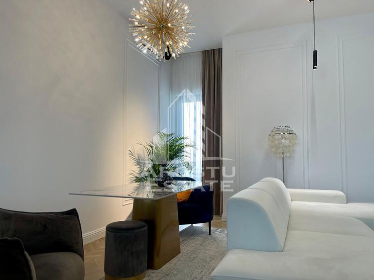 Duplex modern Chisoda stadiul la alb