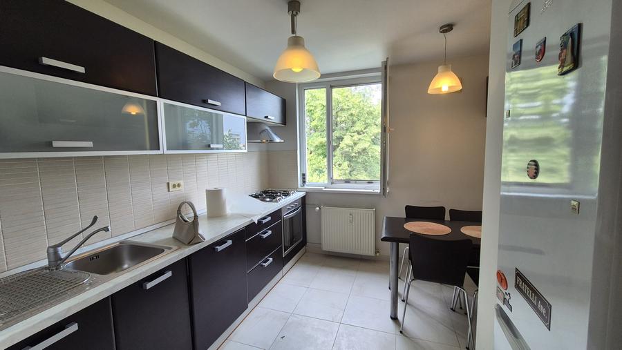 Apartament 3 camere de închiriat - POLITEHNICĂ