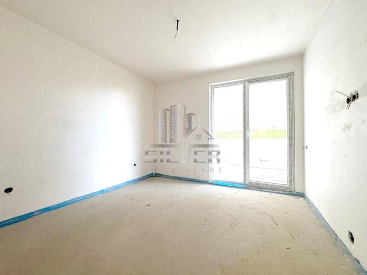 Apartament cu 3 camere dec.+TERASA de 45 mp.