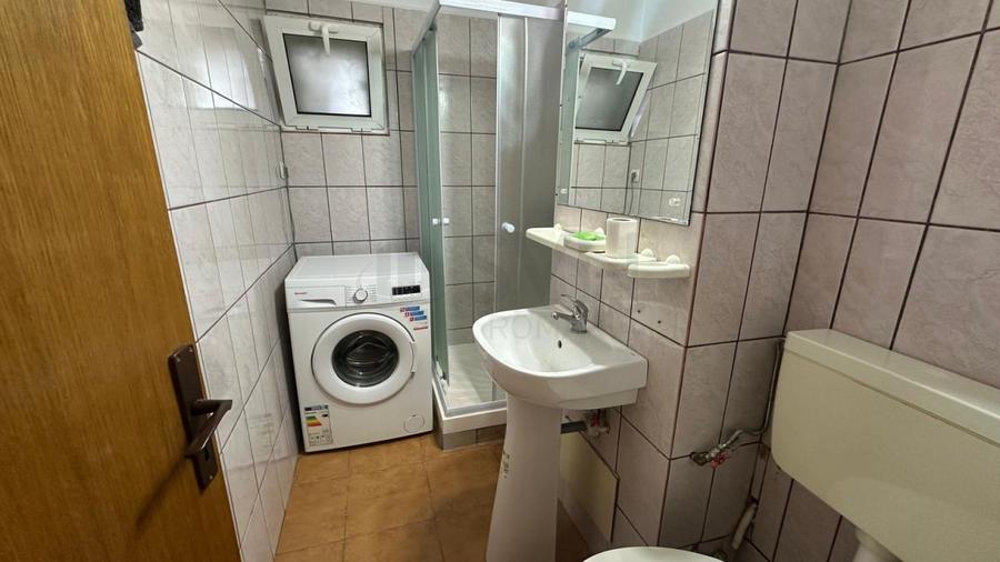 REA1028285 Apartament 5 camere I Unirii