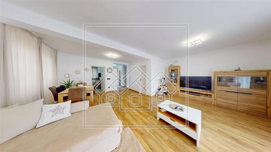 Casa individuala, 120 mp utili + 750 mp teren - mobilata, utilata -