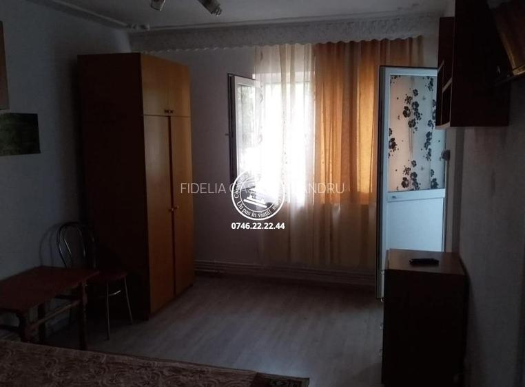 Apartament cu o camera Zona Tatarasi Sud - 4