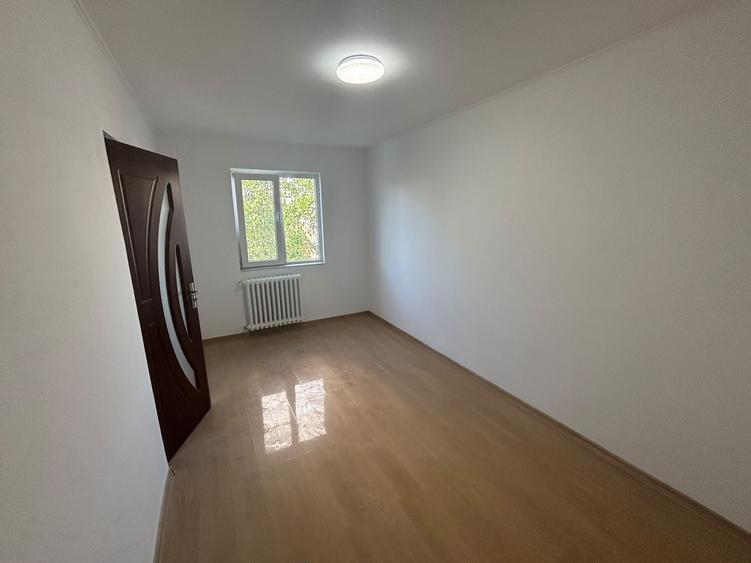 Apartament 3 camere, RENOVAT COMPLET,  zona Alexandru