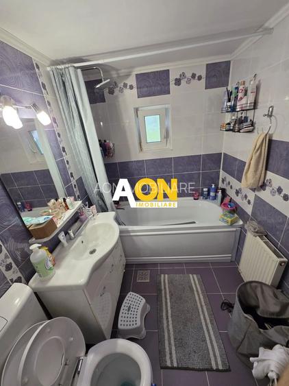 Apartament 4 Camere, | Decomandat | Zona Ampoi 3 - 4