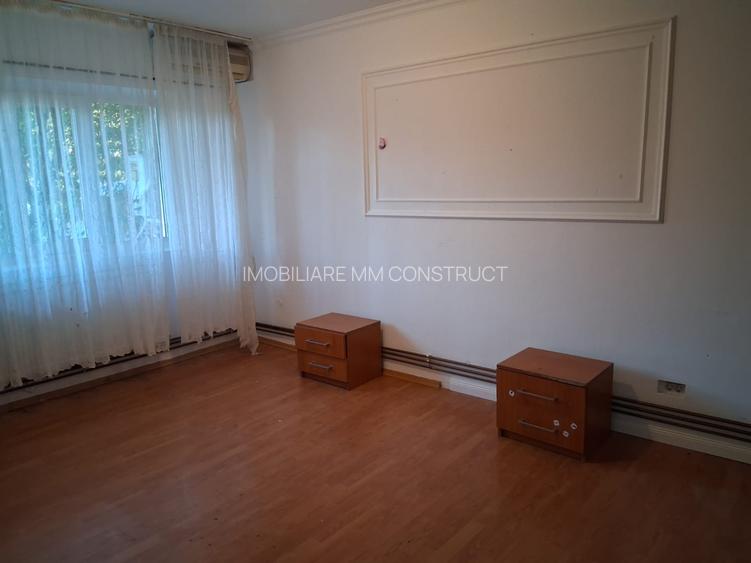 Vand apartament cu 3 camere la parter inalt zona Lipovei - 5