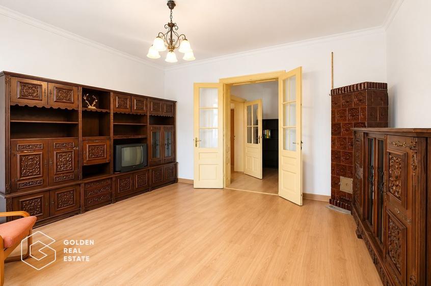 Spatiu pentru birouri sau cabinet, parter, zona Intim
