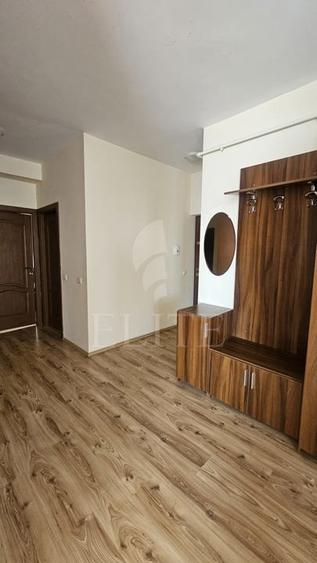 Apartament 4 camere în zona str. Padurii