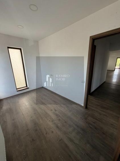 Spatiu Comercial / Birouri Metrou Aparatorii Patriei
