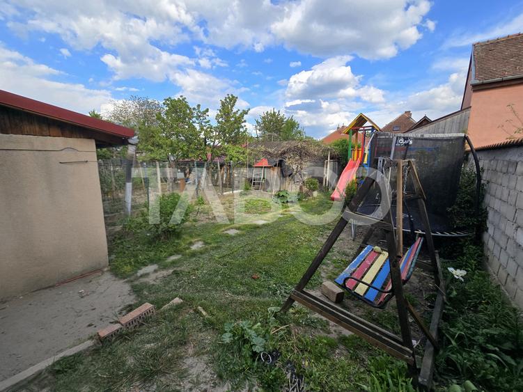Casa mobilata de vanzare 150 mpu teren 450 mp garaj Piata Cluj Sibiu