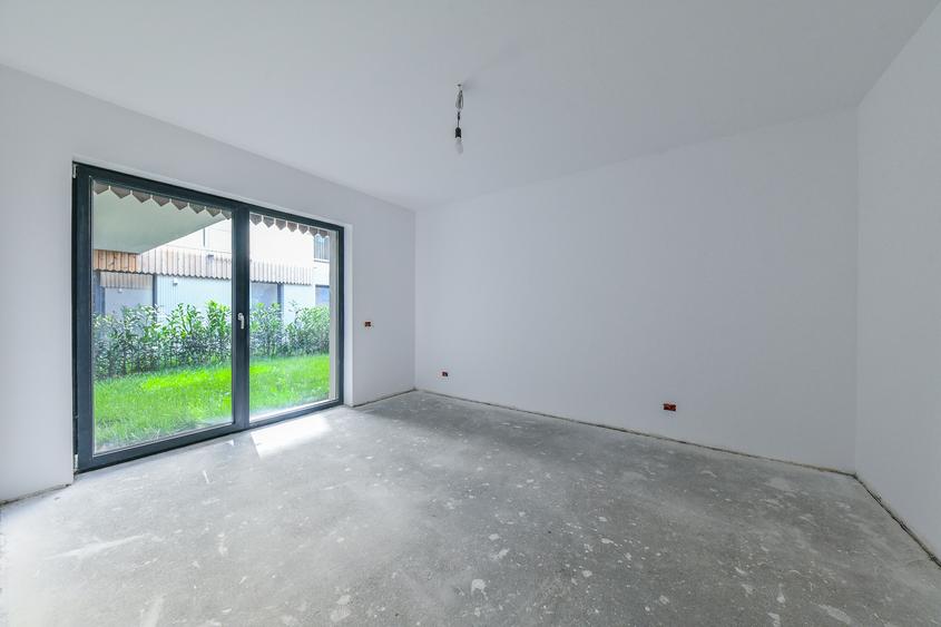 Apartament 2 camere, parter, 77,2 mp, grădină 37,8 mp