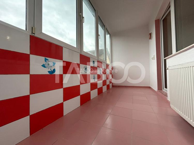 Garsoniera de vanzare 40 mpu etaj intermediar balcon Sibiu - 12