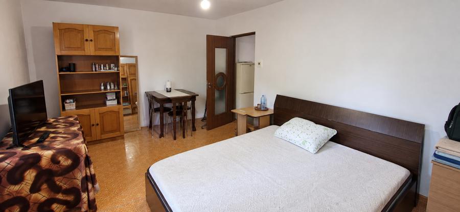 Apartament 2 camere de vanzare, 53 mp, zona Craiovita