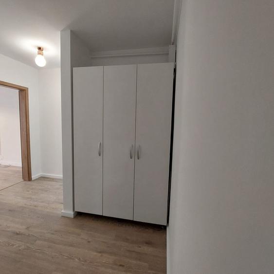 Apartament 3 camere, 70 mp, parcare exteriora, zona Metro!