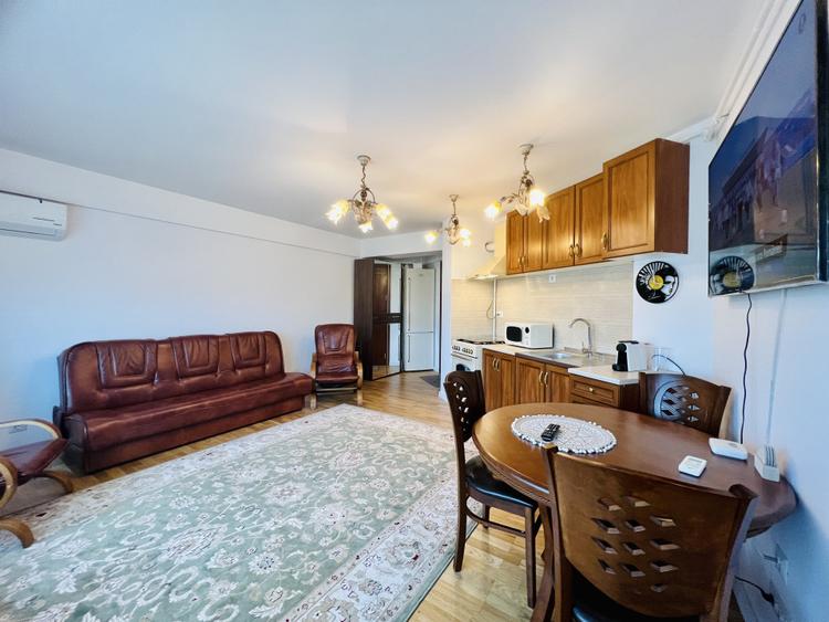 Apartament cu 2 camere, centrala proprie, in zona Piața Unirii
