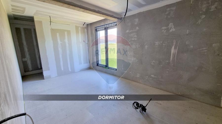 Vă propunem spre vânzare o casă deosebită